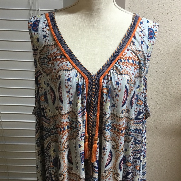 Single Thread Maxi Dress - Picture 2 of 5